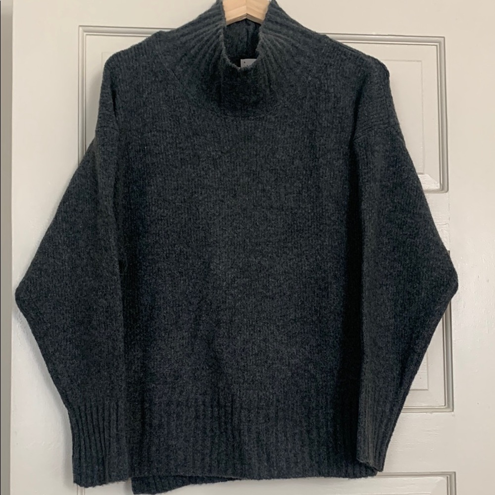 Charcoal Gray Turtleneck Sweater with Ribbed Texture